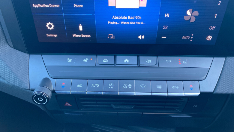 Vauxhall Astra 115kW Ultimate 54kWh 5dr Auto Electric Hatchback